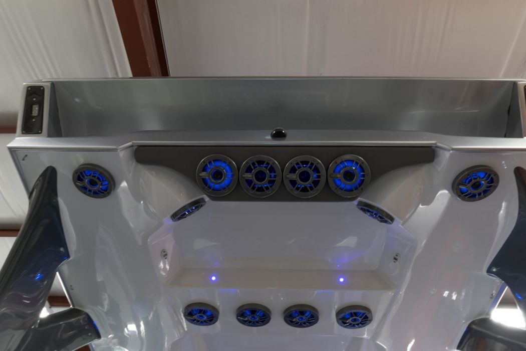 42 MTI-V Bluave Marine Audio System