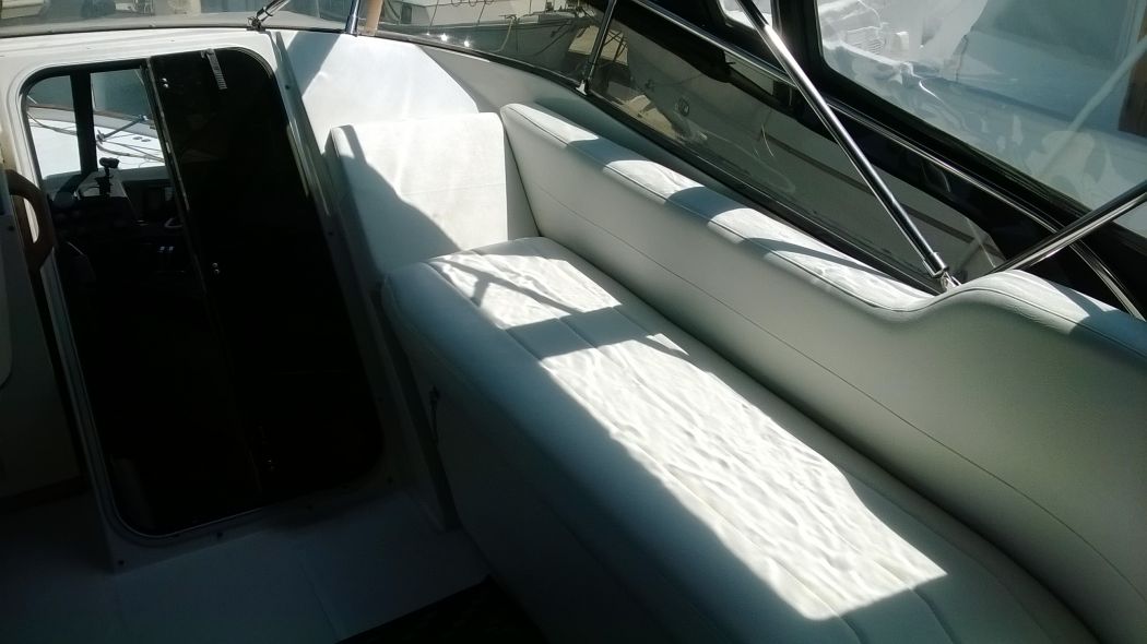 Bridge seats