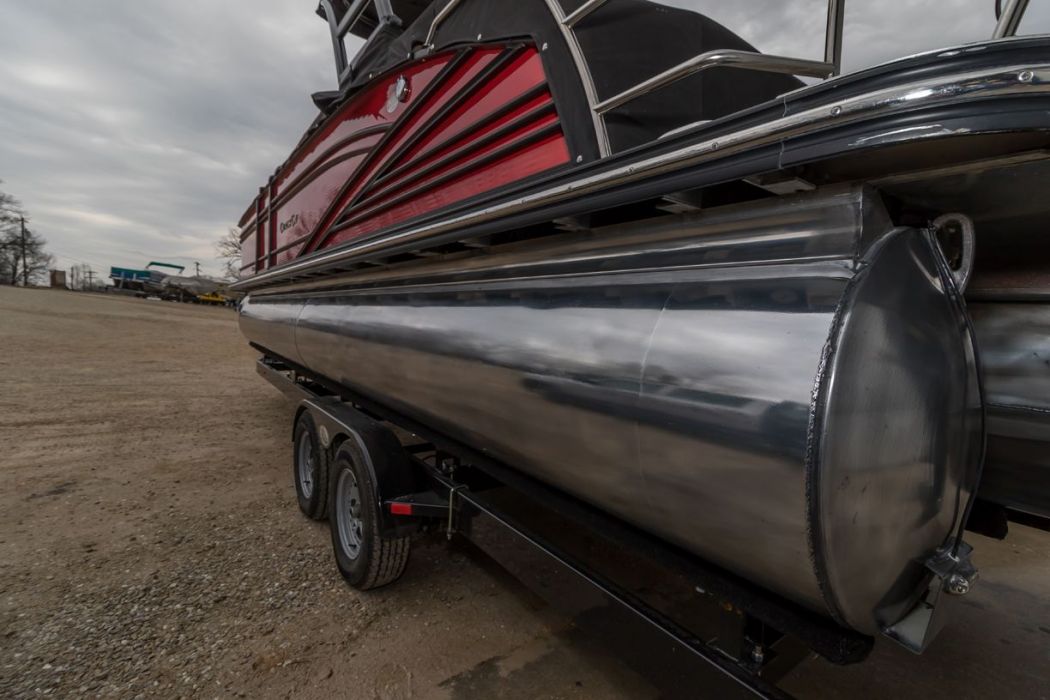 Pontoon Polishing