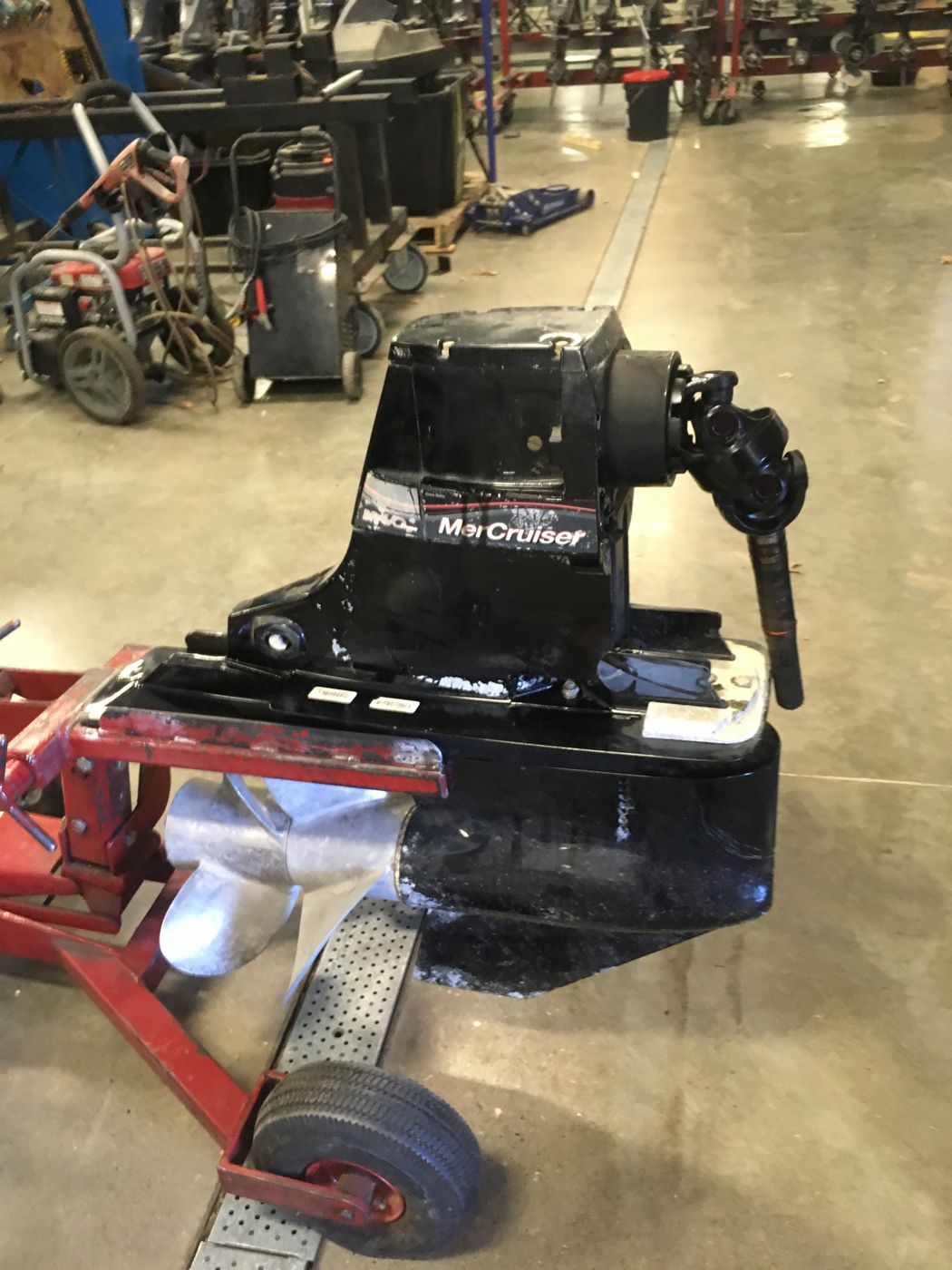 Mercruiser Bravo 3 Service