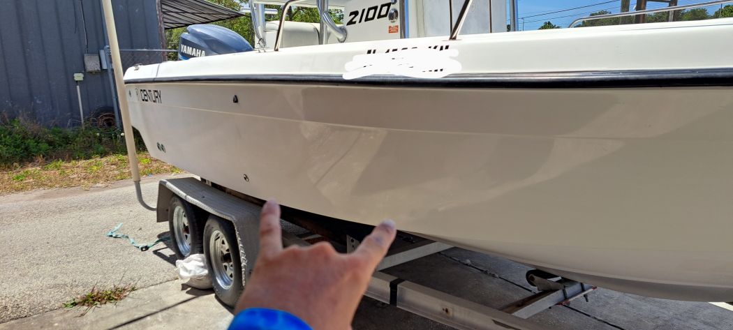 2001 21ft Century CC Full.Detail