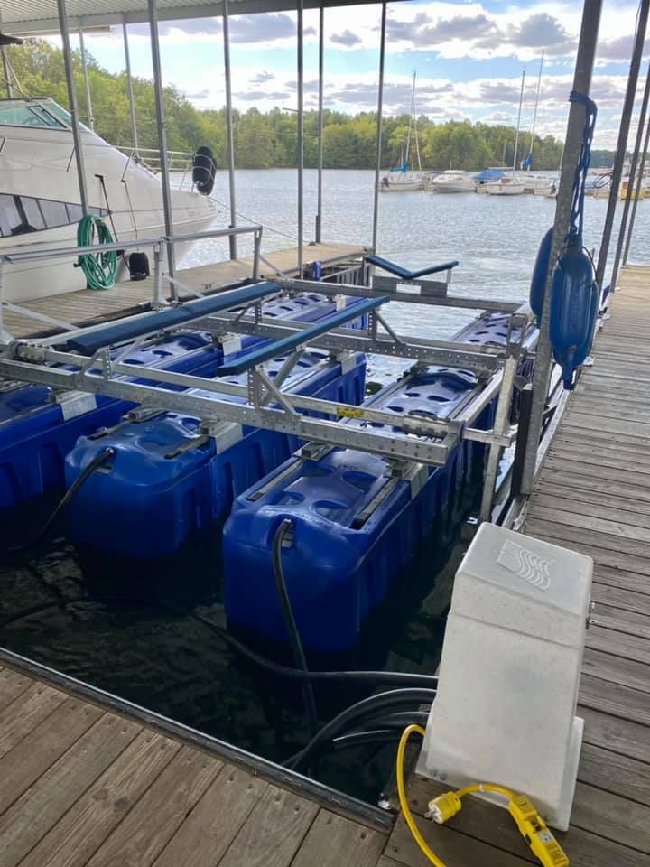 Clinton Lake HydroHoist Boat Lift