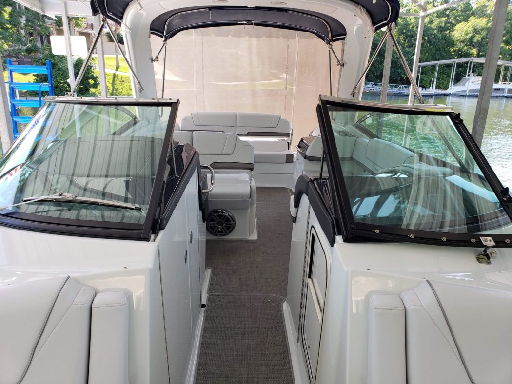 2015 Formula 310 BR received a 5 Year Surpass SiO2 Ceramic Coating