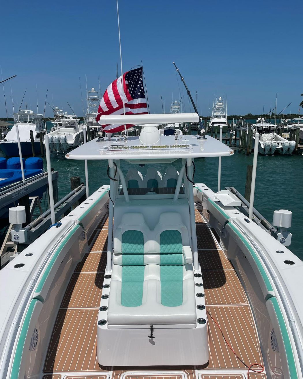34' SeaHunter Center Console Marine Ceramic Coating