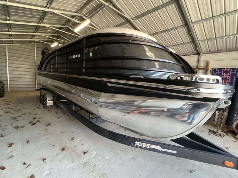 Pontoon Polishing Tennessee