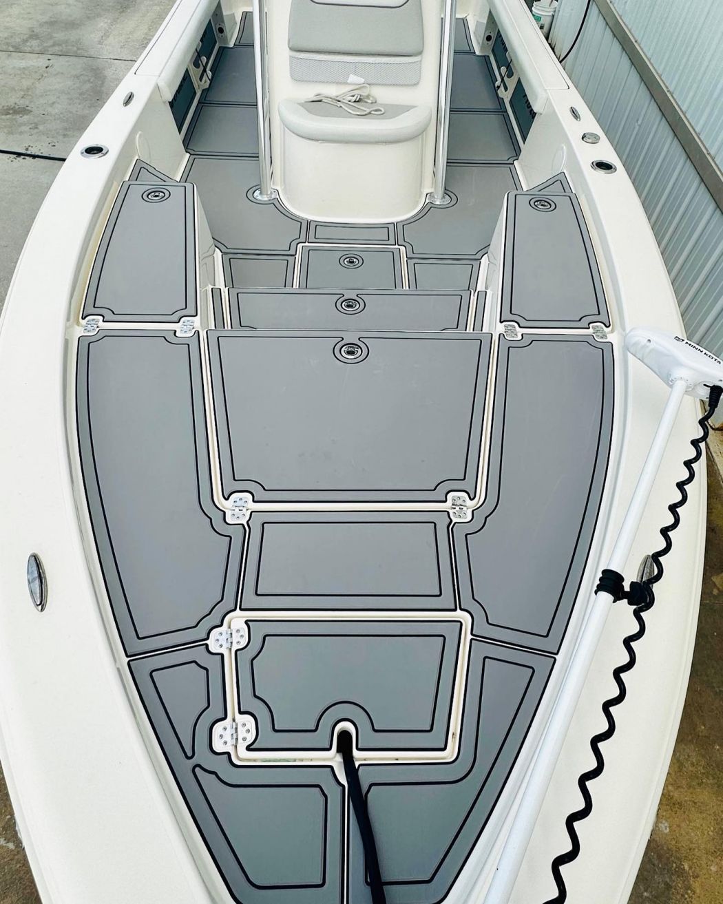 Avenger AV26 Aquatraction