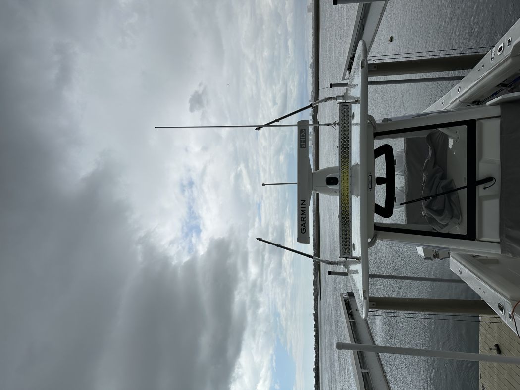 2022 31' Regulator