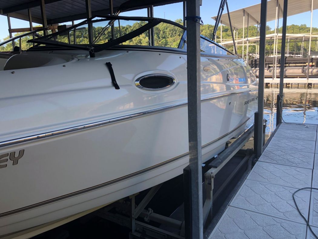 2002 2400 Rinker BR Received A Surpass 5 Year SiO2 Ceramic Coating