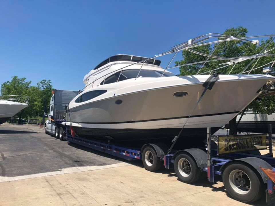 Regal 3880 Boat Transport