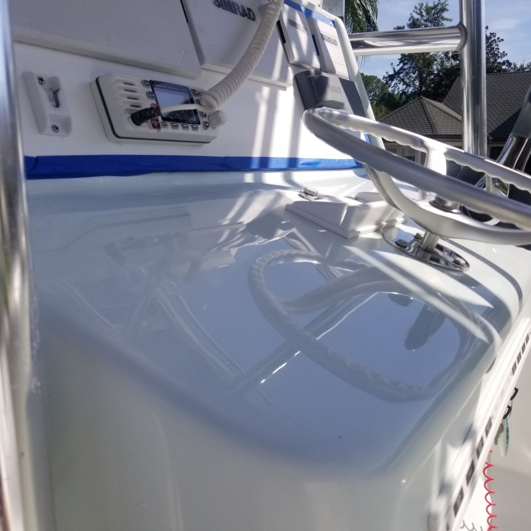 2008 Pursuit 285 Express Detail Restoration & Repair