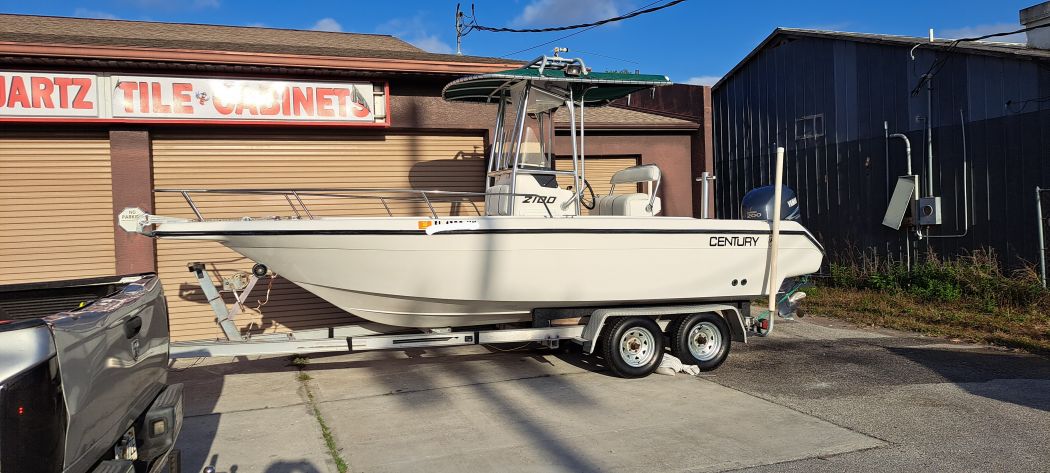 2001 21ft Century CC Full.Detail