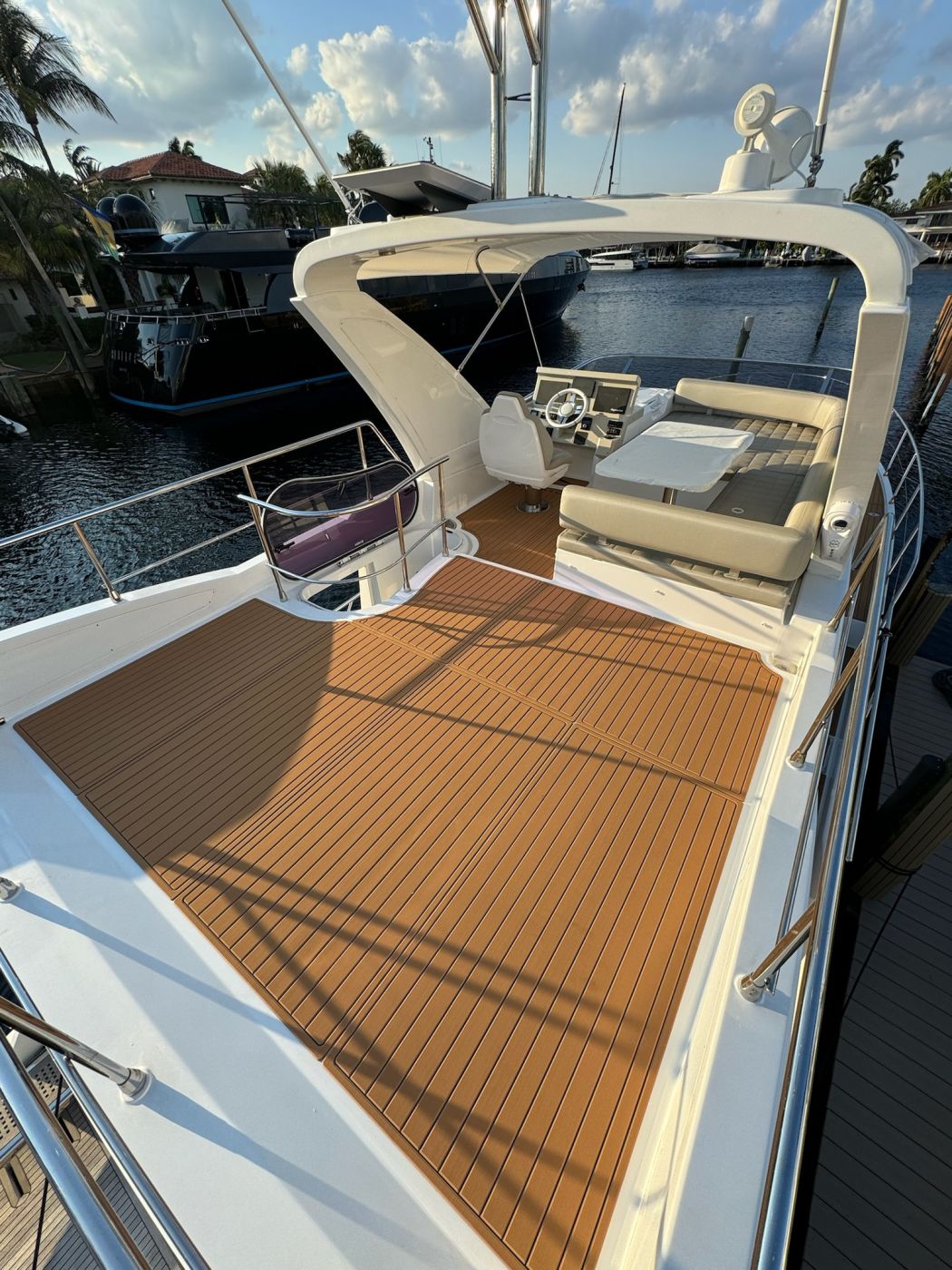 Azimut 50' foam boat flooring