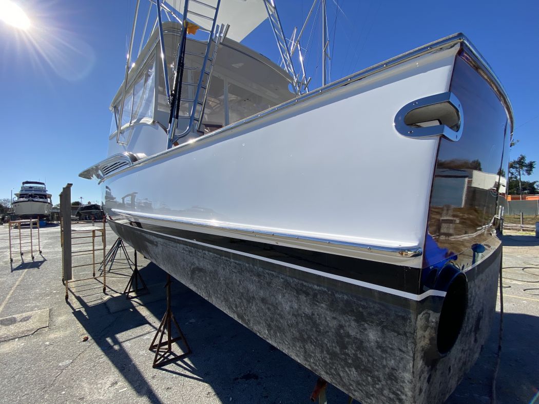 52' Buddy Davis Hull Ceramic Detail with CYA Ceramic 5 Year Coating
