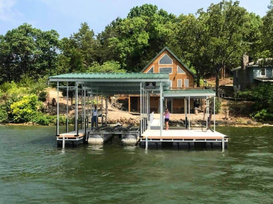 Niece Dock