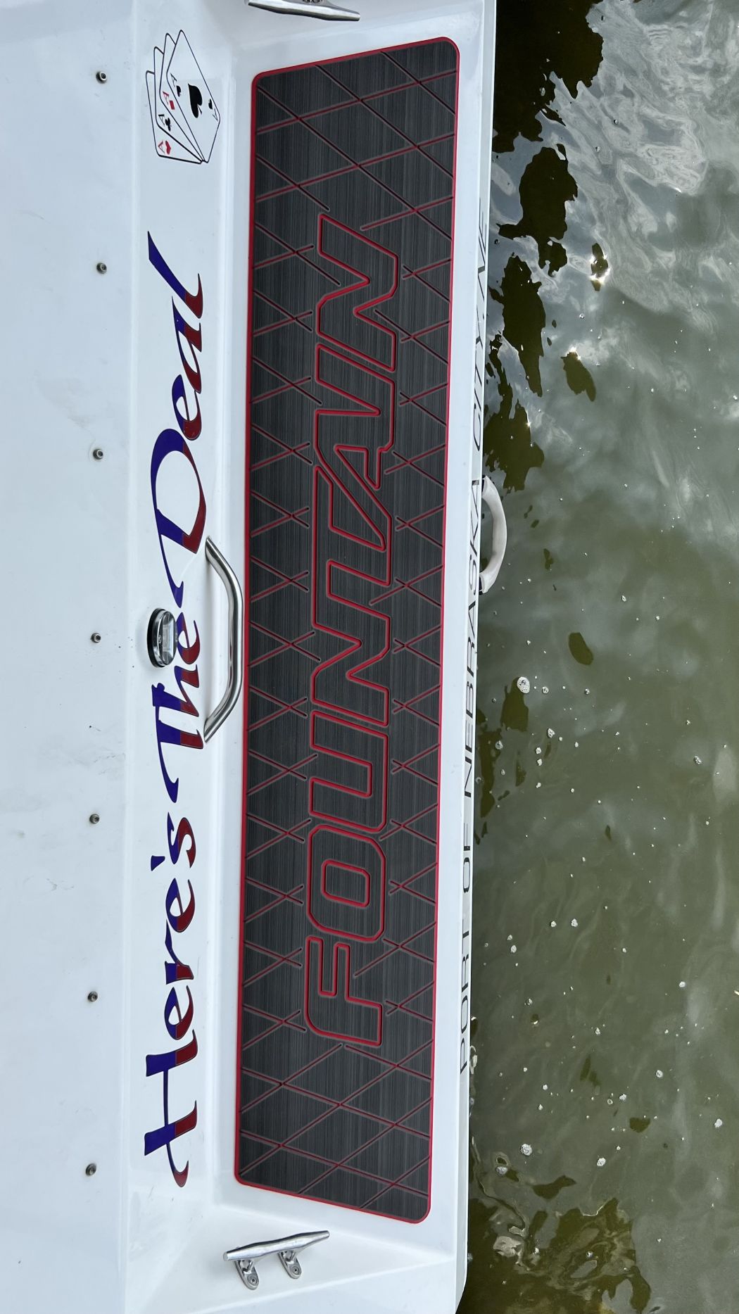 1999 Fountain 42 Marine Flooring