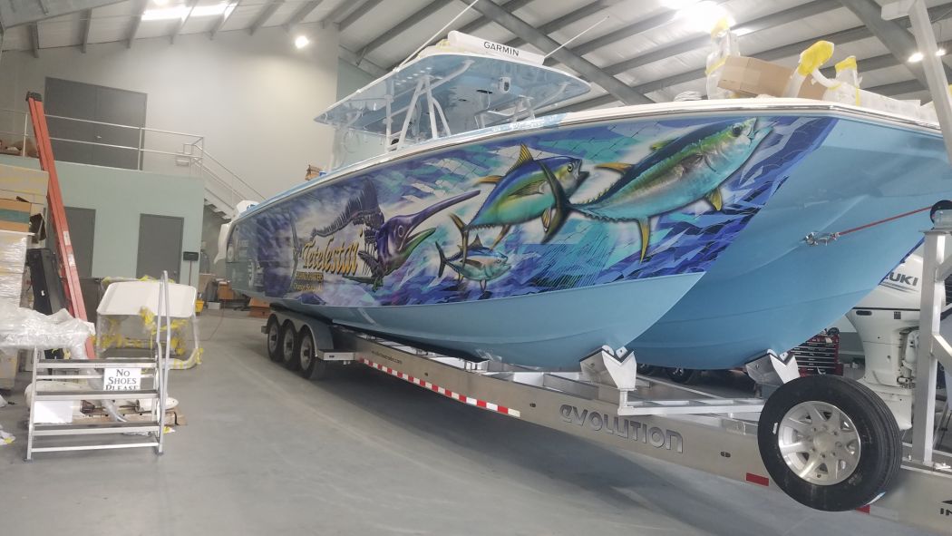 Invincible 40 Catamaran SeaDek