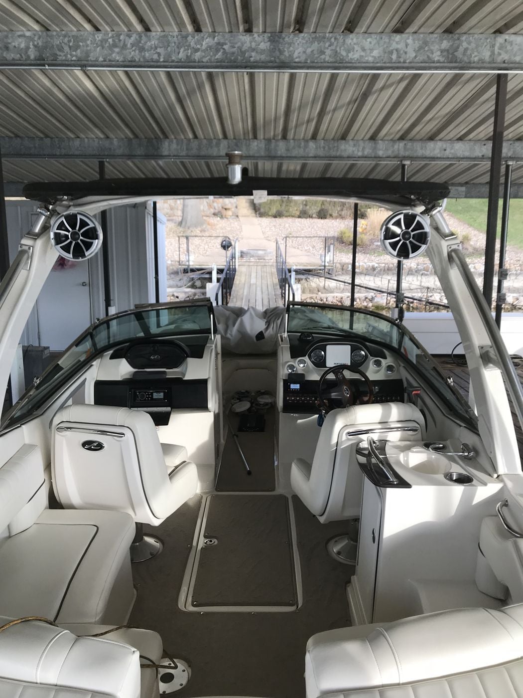 Wet Sounds System Sea Ray SLX