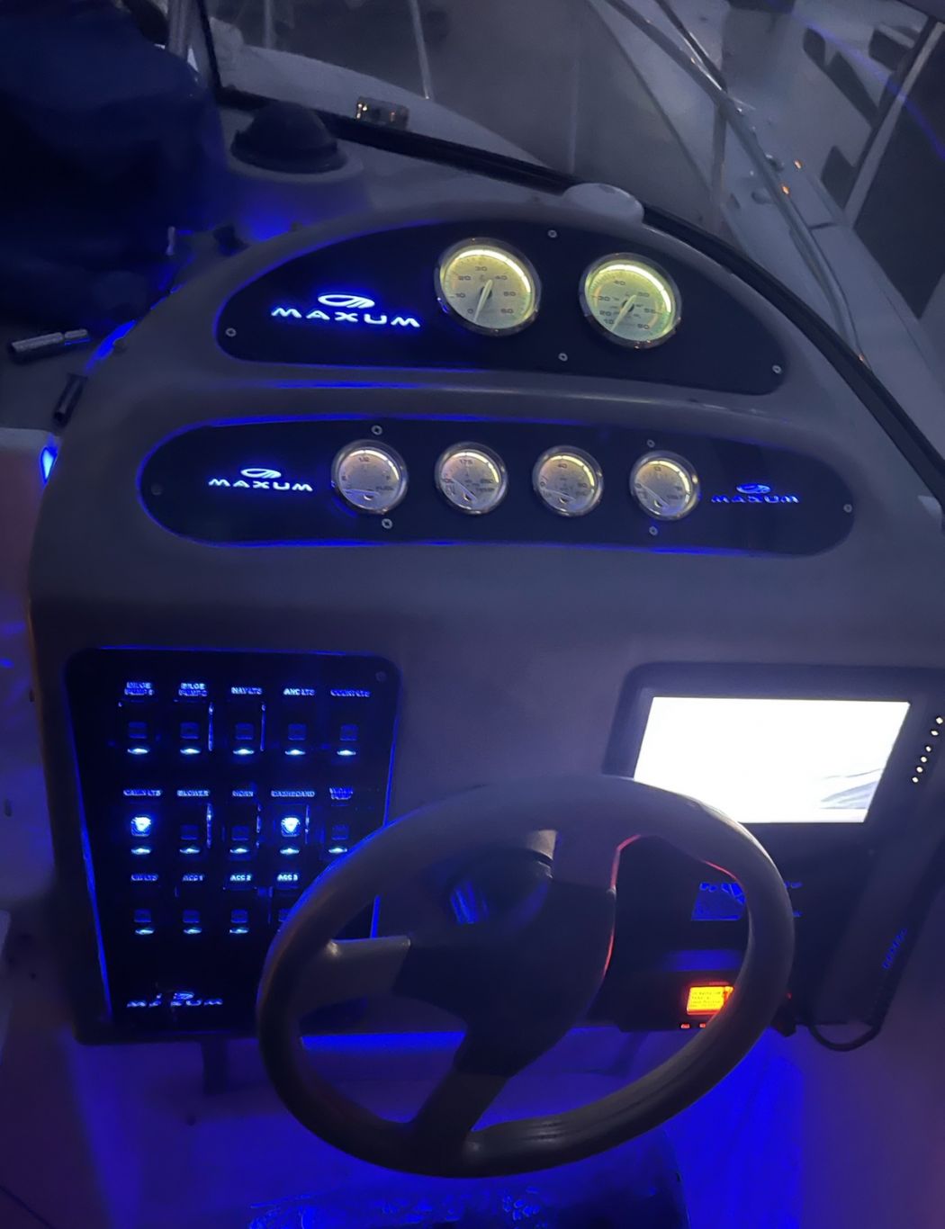 Maxum wiring, sound systems, illumination and Dashboard refresh