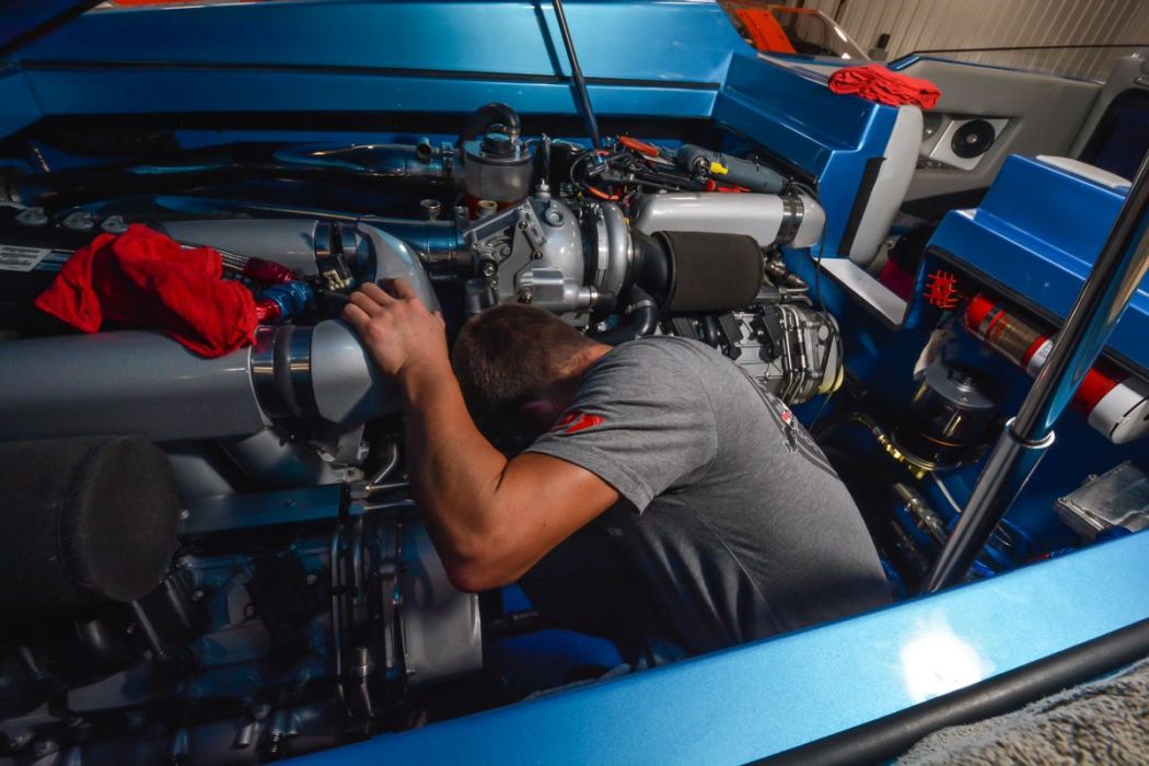 Sonic Boat Maintenance