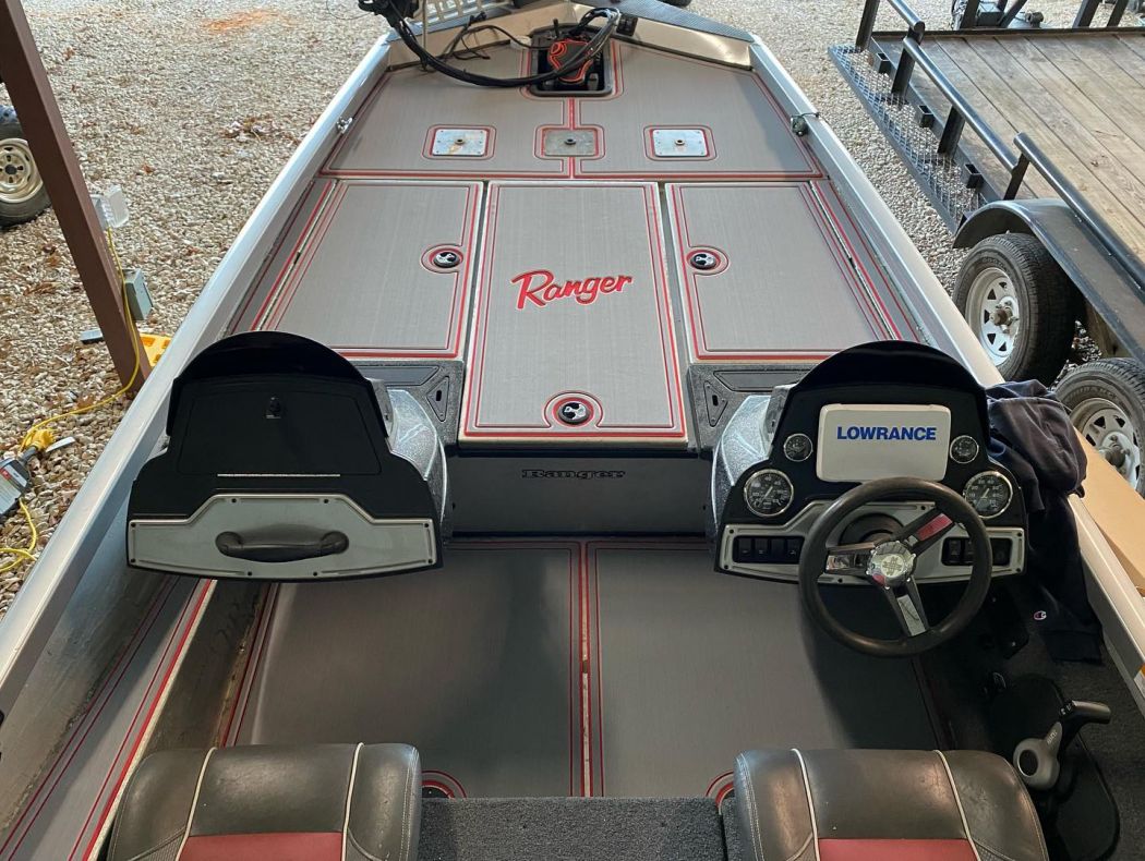 SeaDek Installation Eagle Mountain Lake