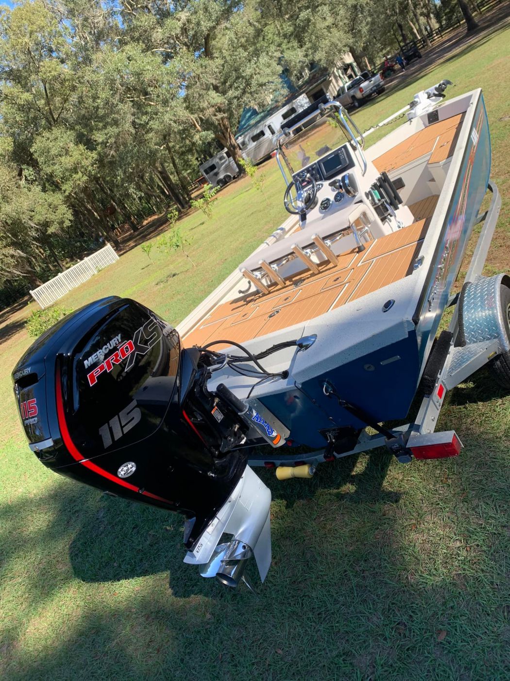 Ranger RB190 Before And After SeaDek