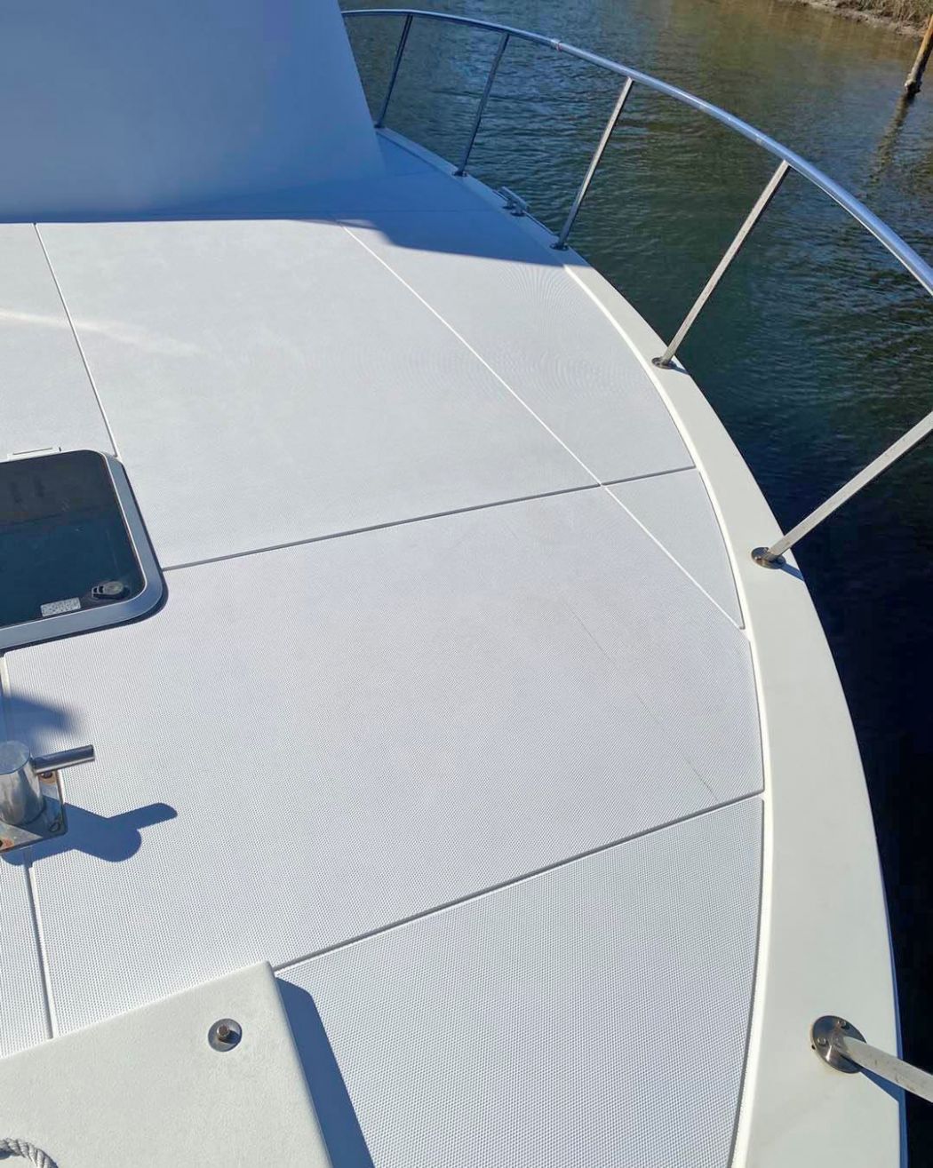 40 Jersey Sportfish SeaDek Installation
