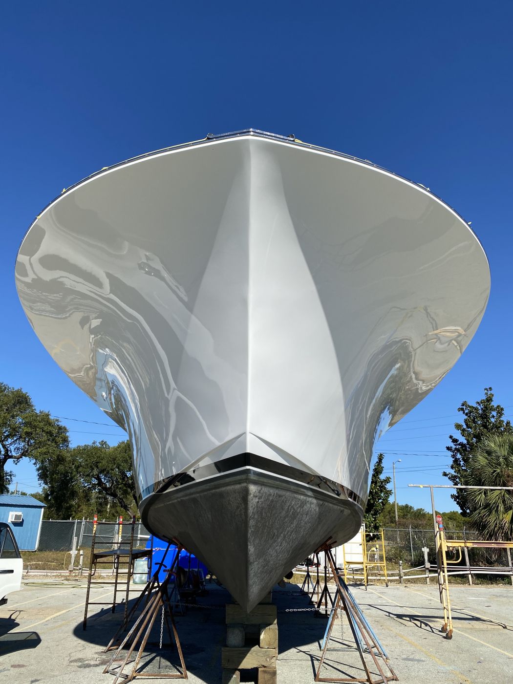 52' Buddy Davis Hull Ceramic Detail with CYA Ceramic 5 Year Coating