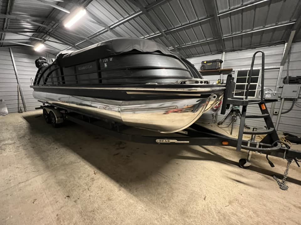 Pontoon Polishing Tennessee