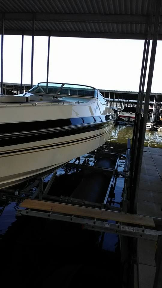 Boat Wax & Buff Lake of the Ozarks