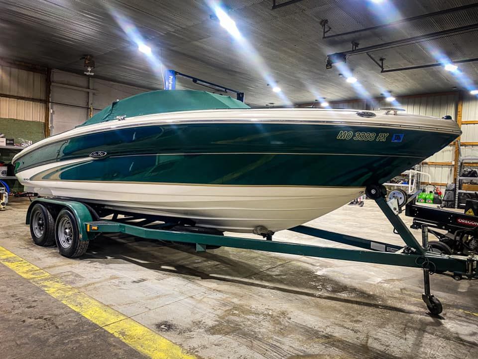 Sea Ray Boat Detailing