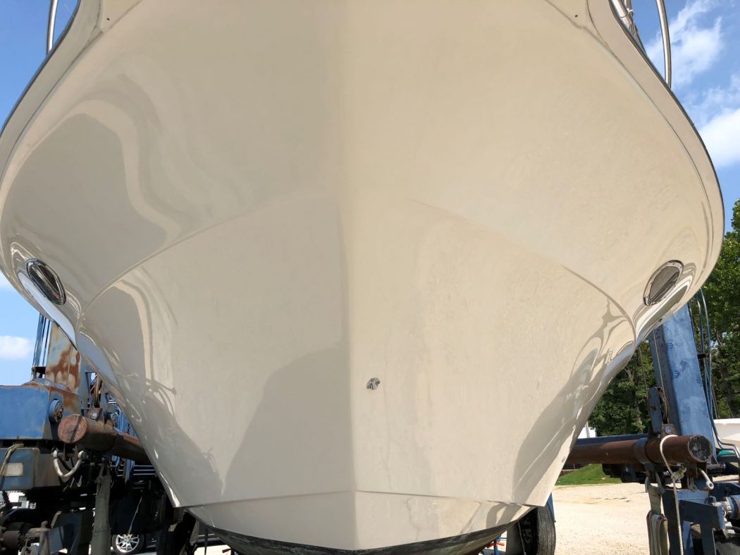 1997 SeaRay 400 EC Received A Surpass 5 Year SiO2 Ceramic Coating