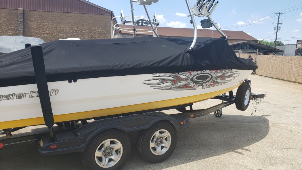 2004 Mastercraft X9 Wakeboard Edition