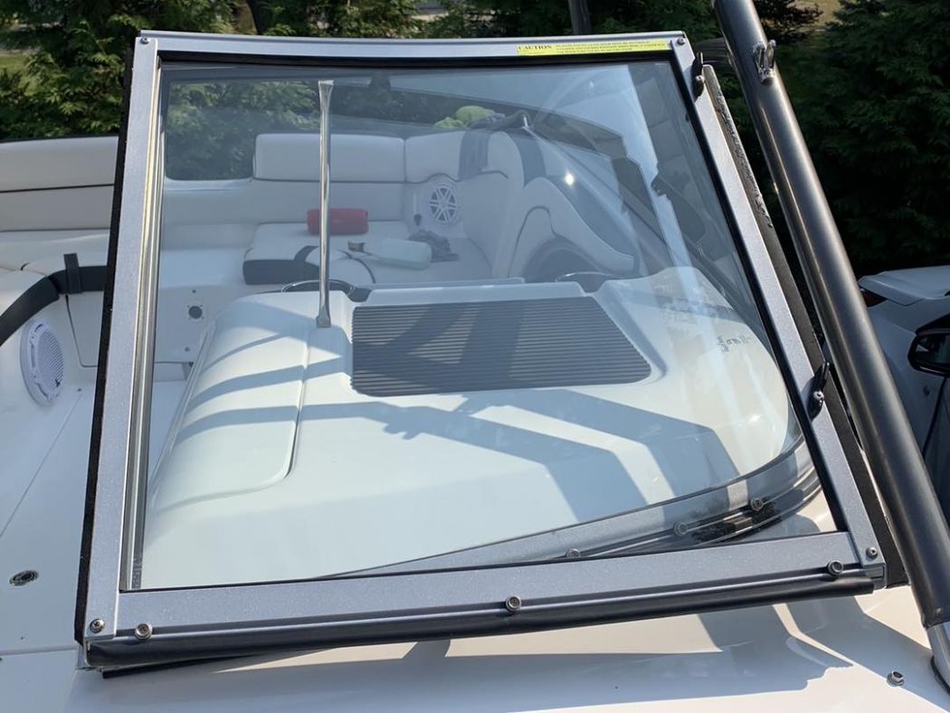 Lake St Clair Boat Detailing