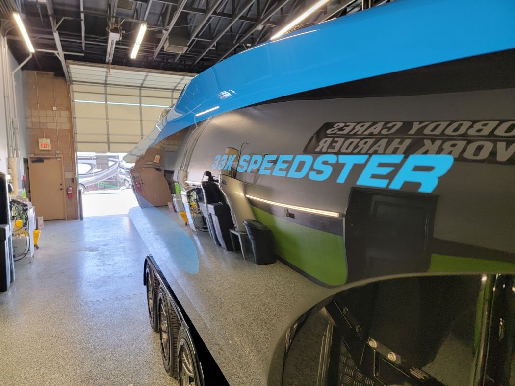 Eliminator 33X Speedster Boat Detailing