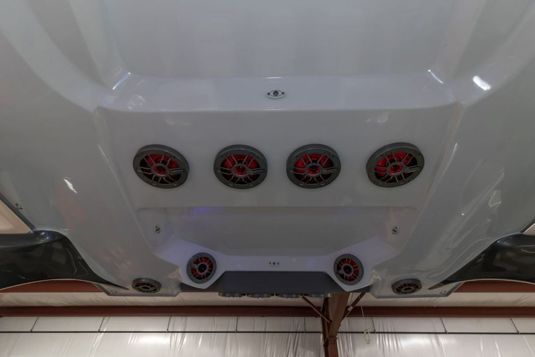 42 MTI-V Bluave Marine Audio System
