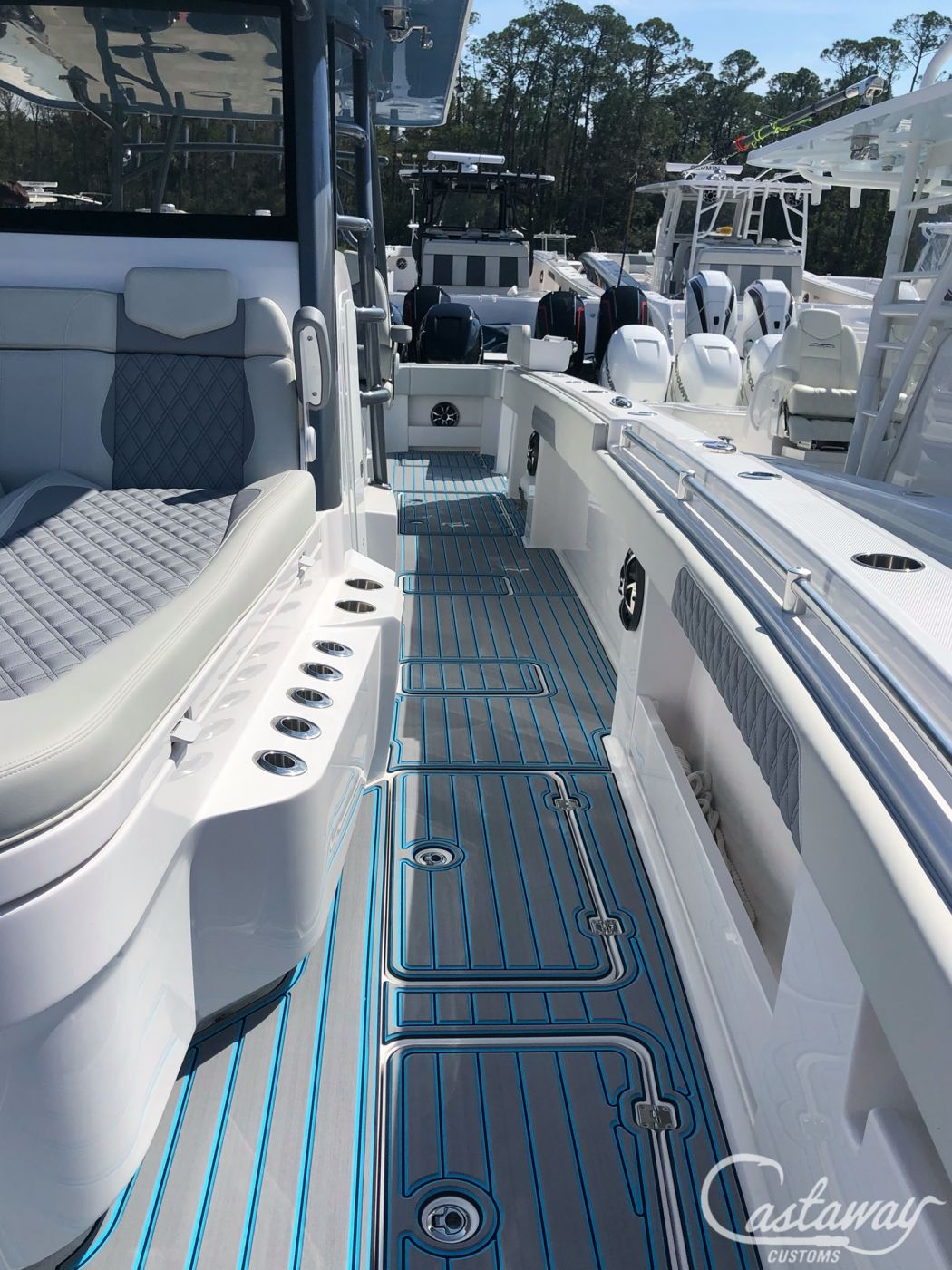 Invincible 40 Catamaran SeaDek