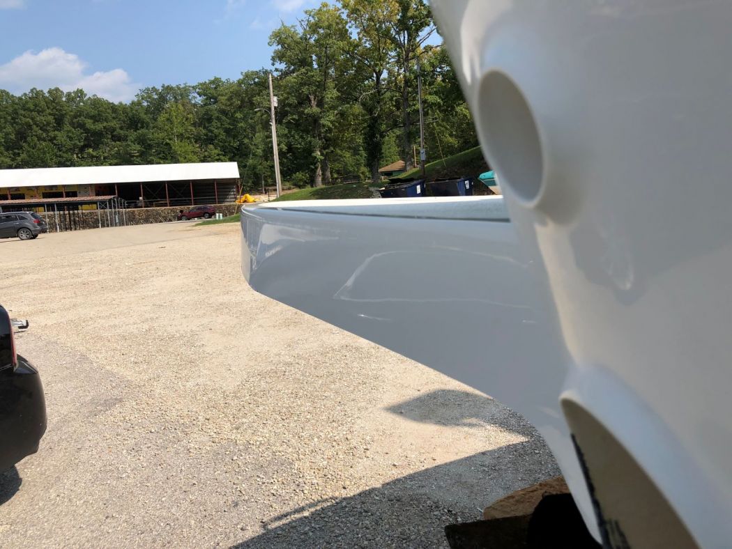 1997 SeaRay 400 EC Received A Surpass 5 Year SiO2 Ceramic Coating