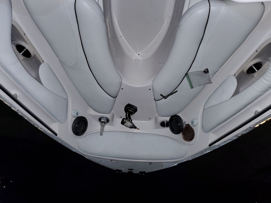 2006 Four Winns 220 Horizon