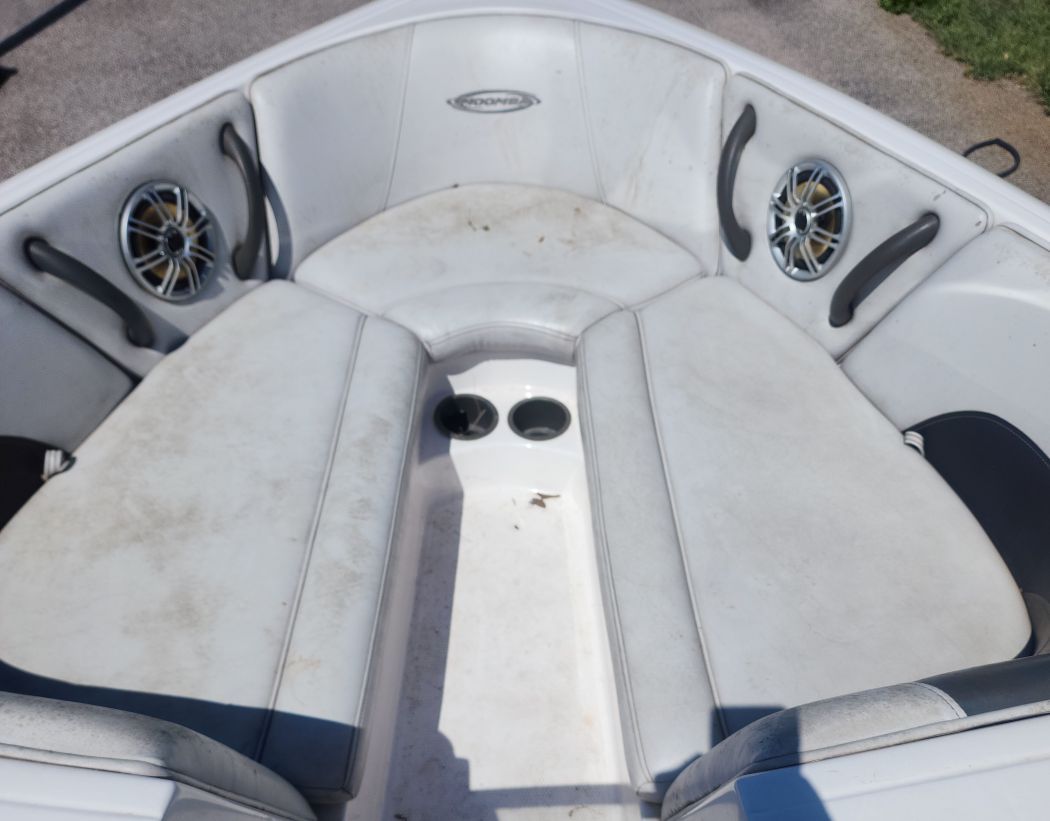 Moomba Boat Detailing