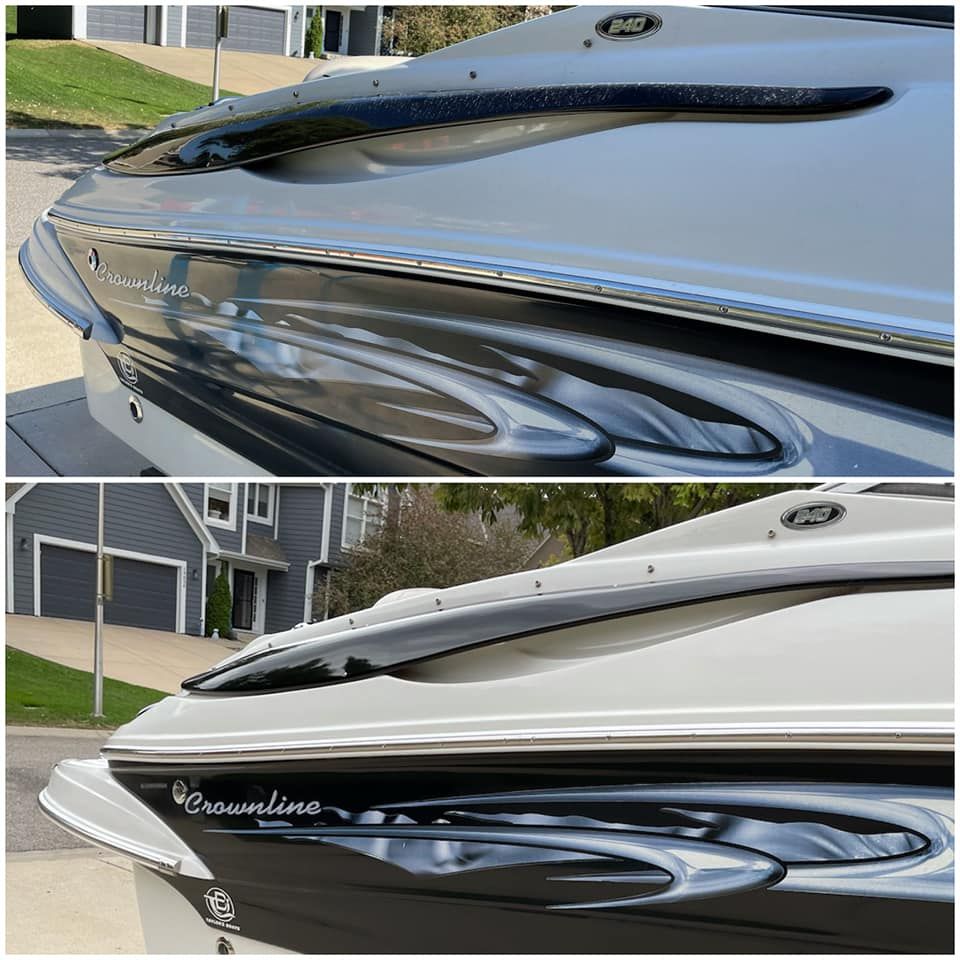 Crownline Exterior Detail