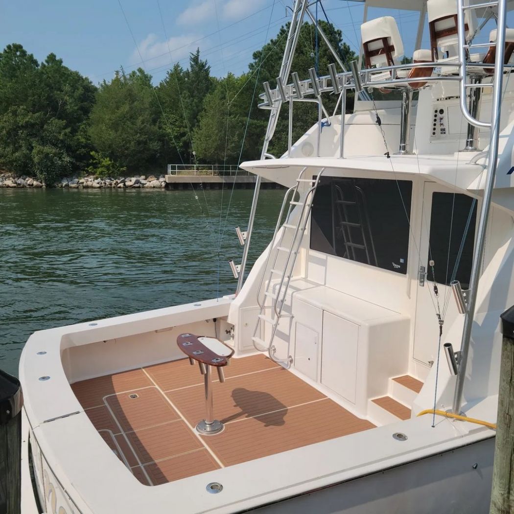 53' Viking Deep Clean