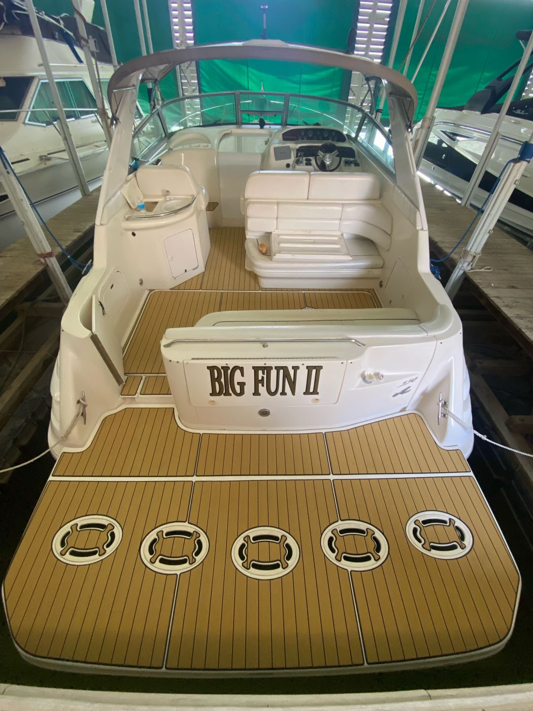 Sea Ray 330 SeaDek Flooring