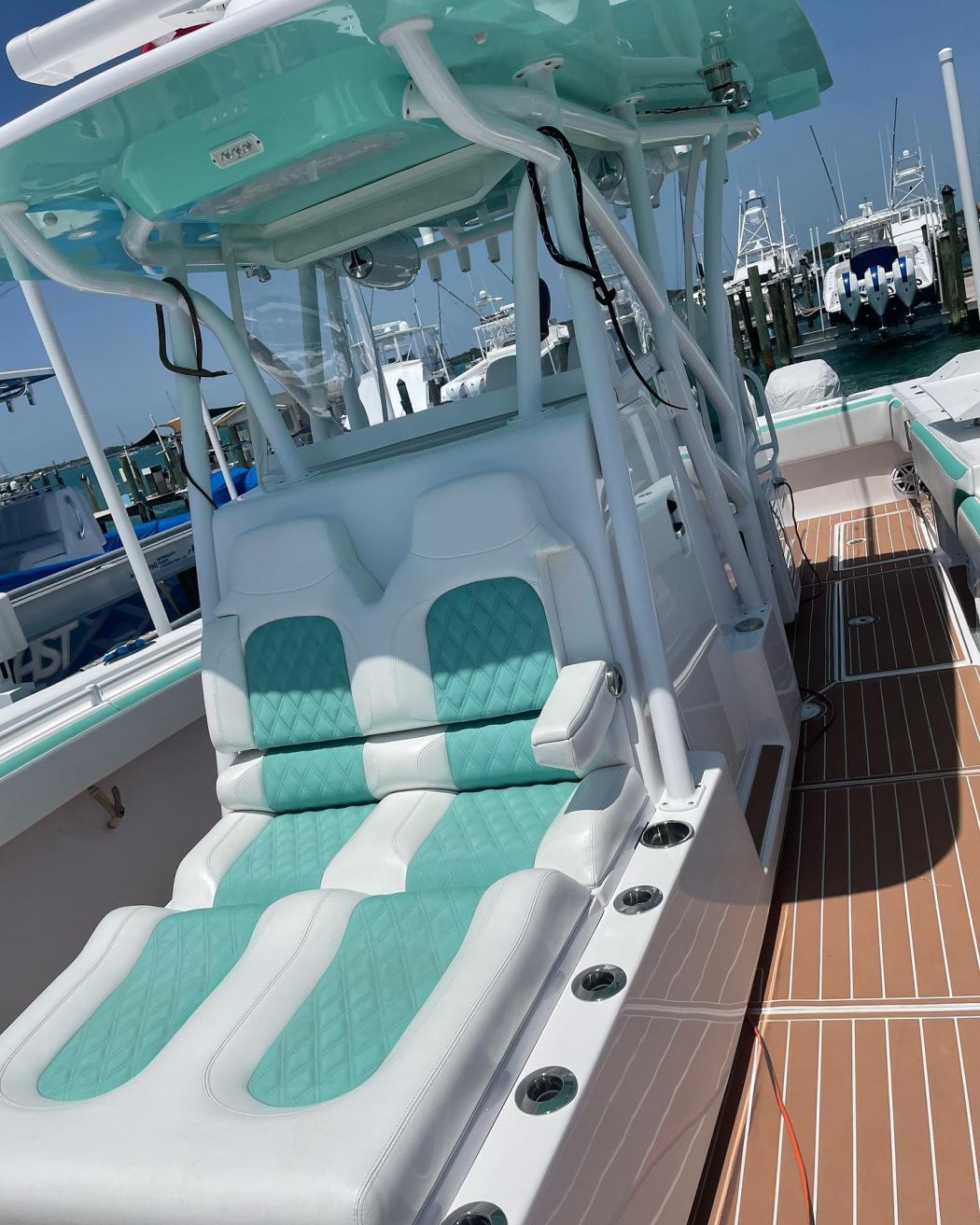 34' SeaHunter Center Console Marine Ceramic Coating