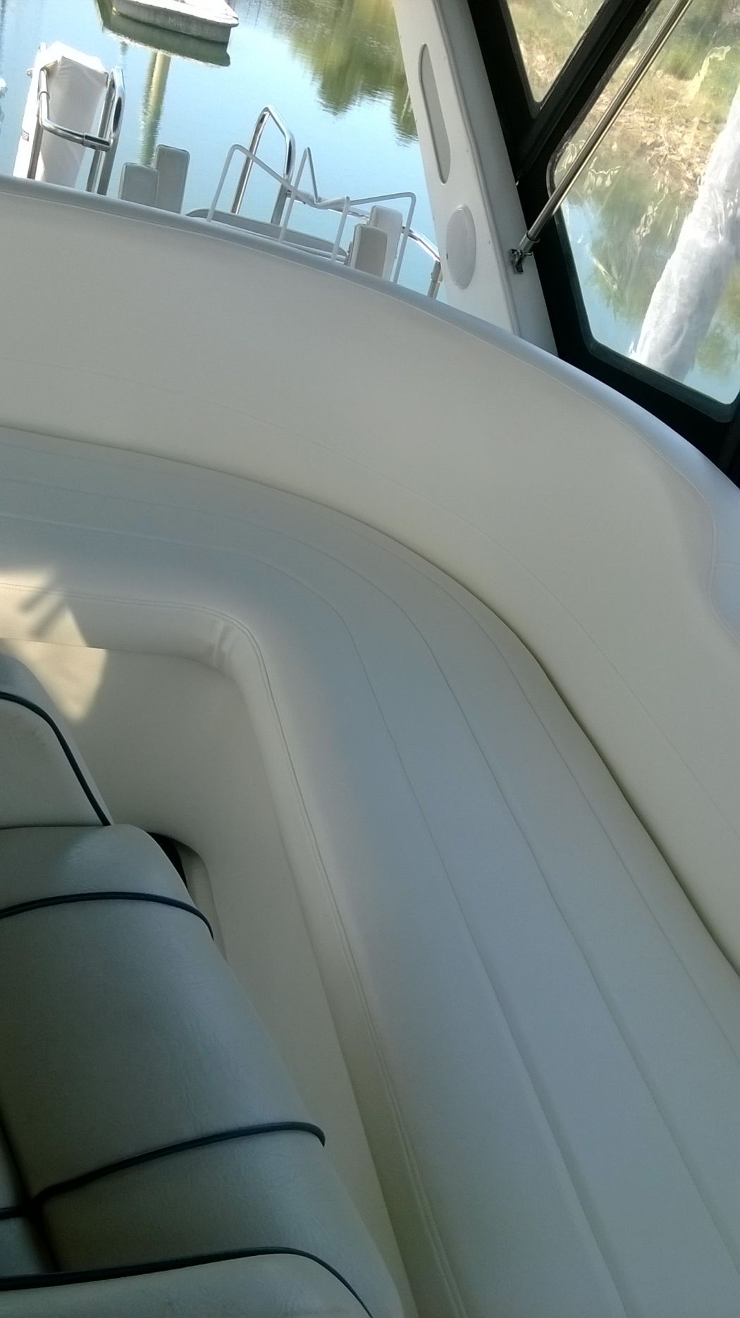 Bridge seats